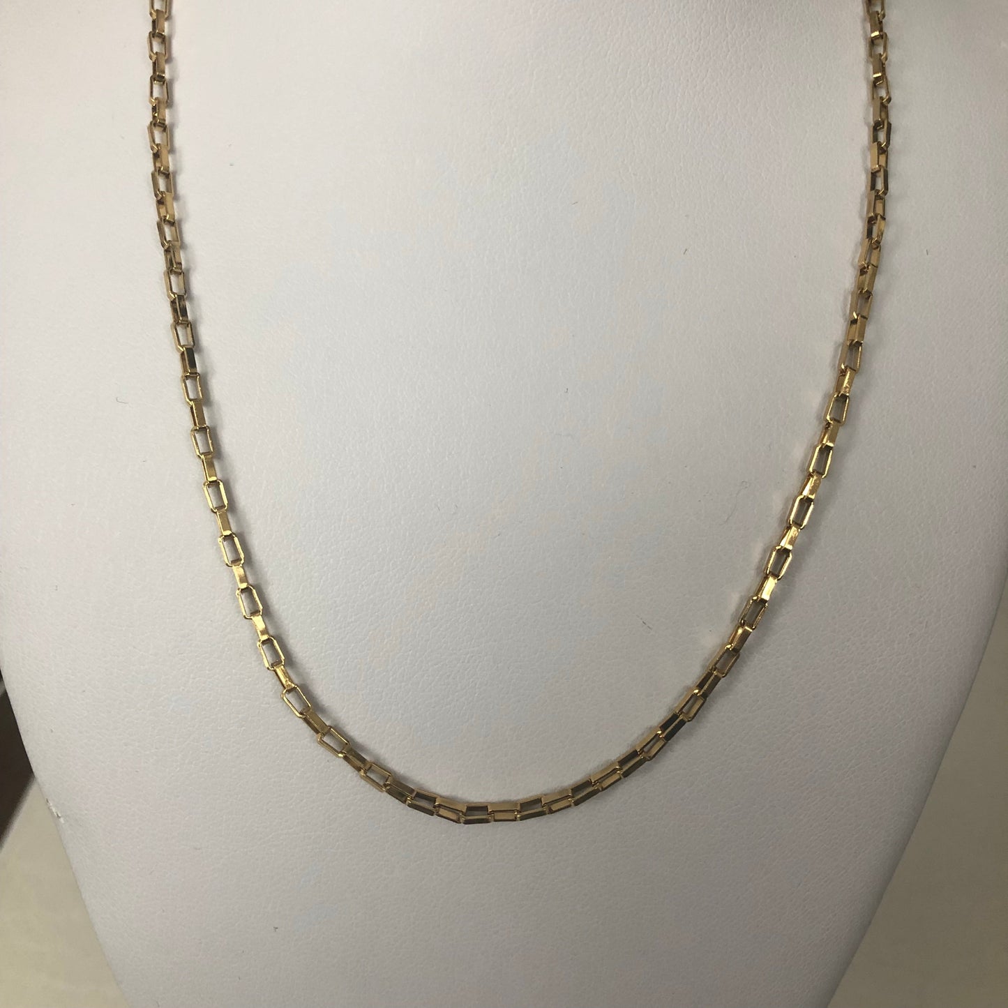 Hardware chain - Icegoldbyvee