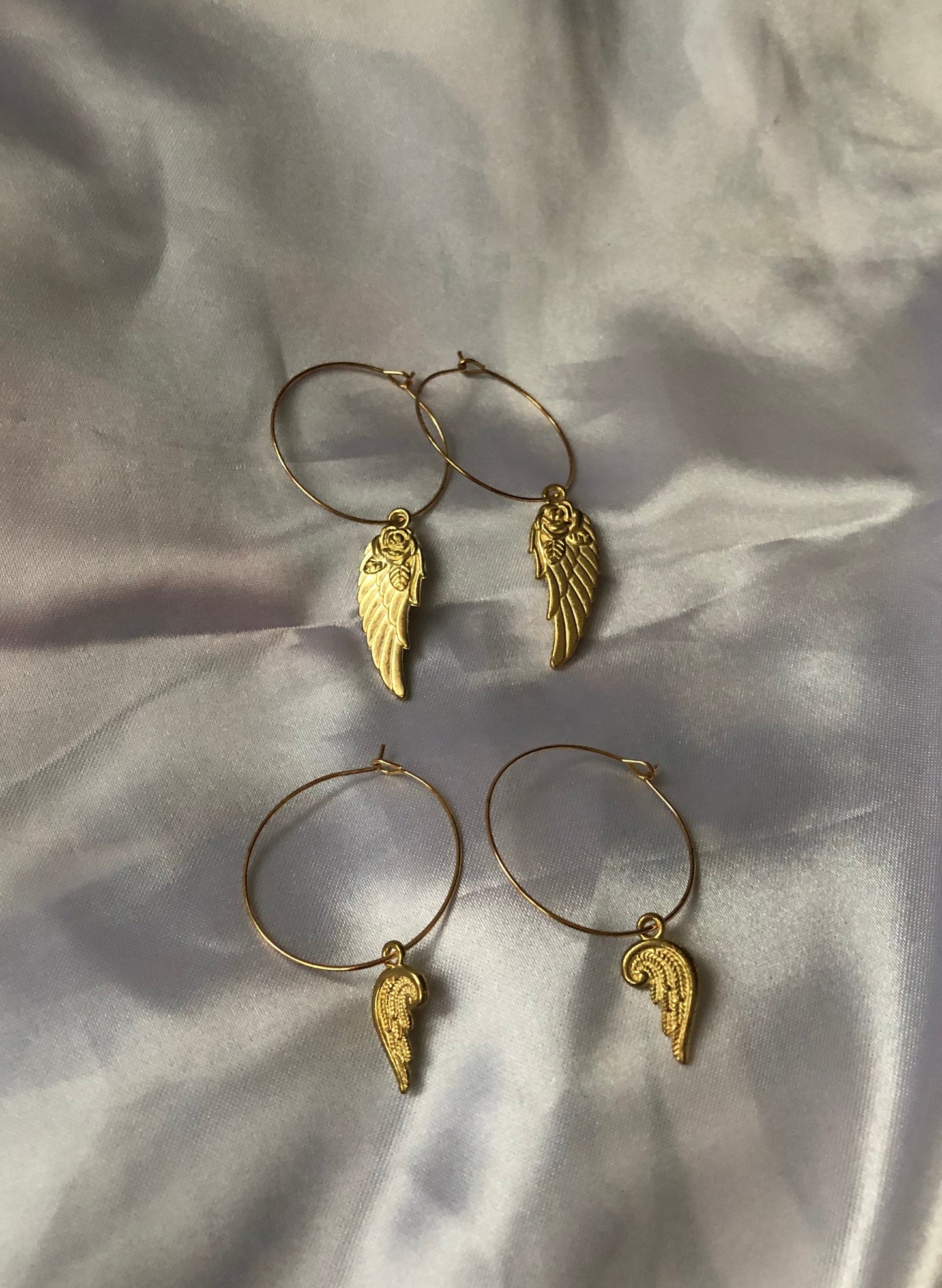 Wing hoops
