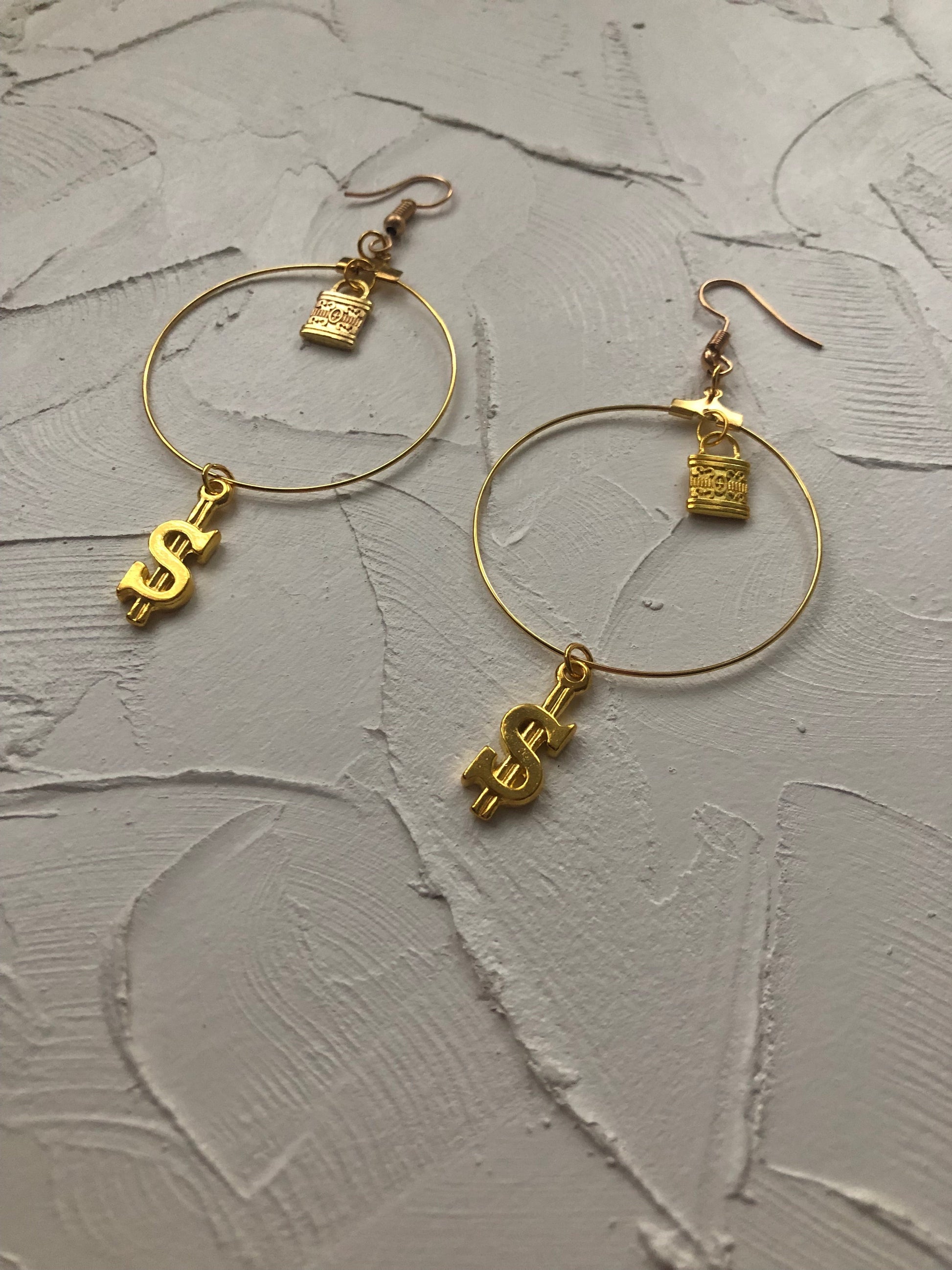 Secure the bag earrings - Icegoldbyvee