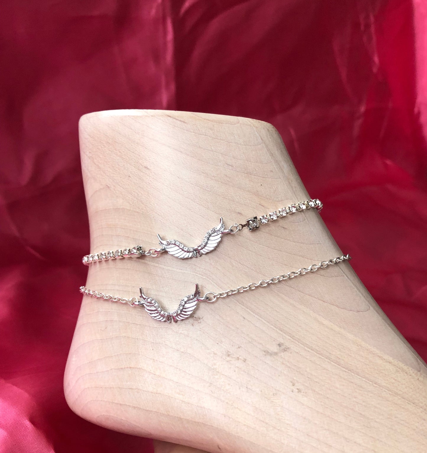 Crystal wings pendant anklet