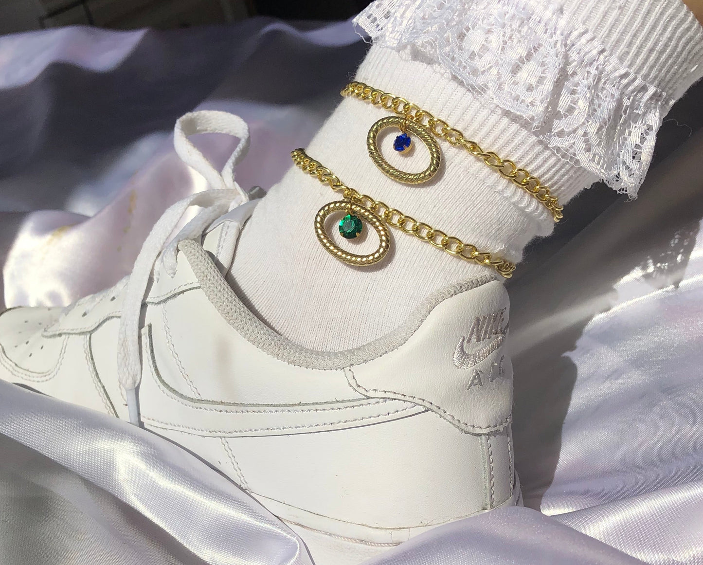 Eye anklet