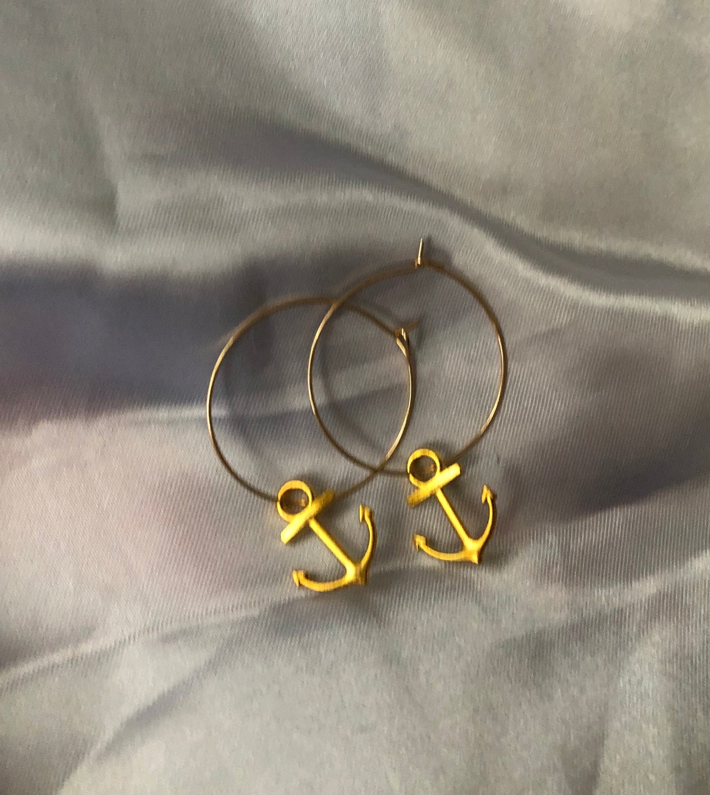 Anchor hoops